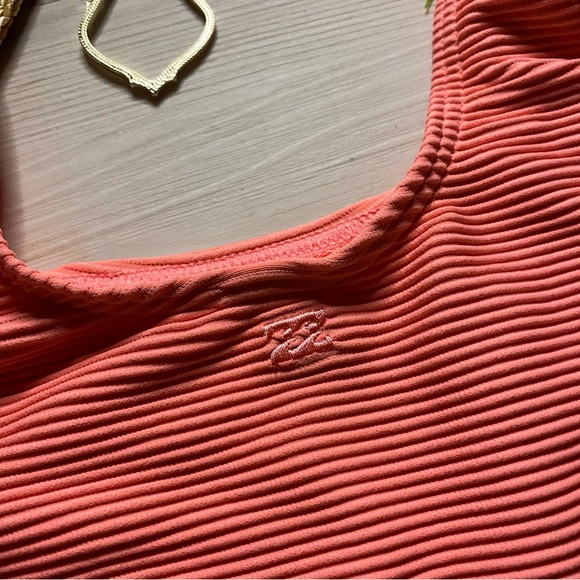 Billabong 🌺 Tanlines Tank Bikini Top - Picture 12 of 15